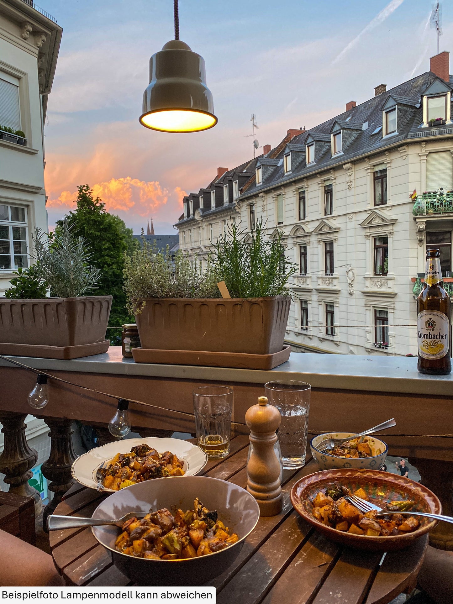 HYGGE-Licht Lapis USB-Hängeleuchte (Campervan/Balkon/Terrasse/Zelt)