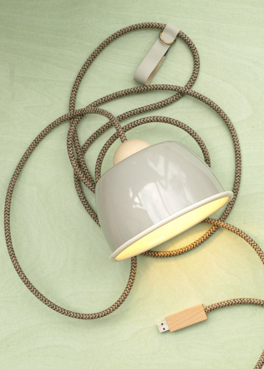 HYGGE-Licht Iglu Grau USB-Hängeleuchte (Campervan/Balkon/Terrasse/Zelt)