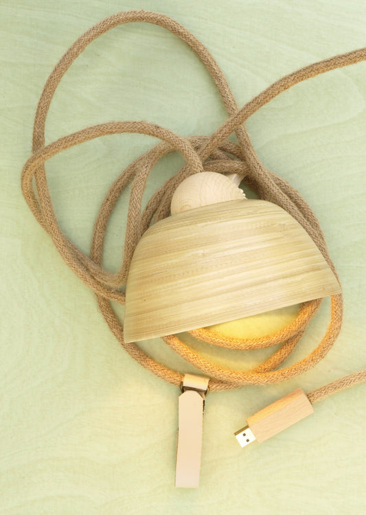 HYGGE-Licht Bambus-Natur USB-Hängeleuchte (Campervan/Balkon/Terrasse/Zelt)